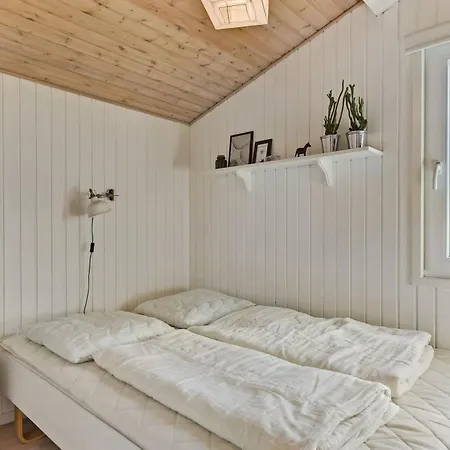 Florina - 700m From The Sea By Interhome Feriehus Hejls